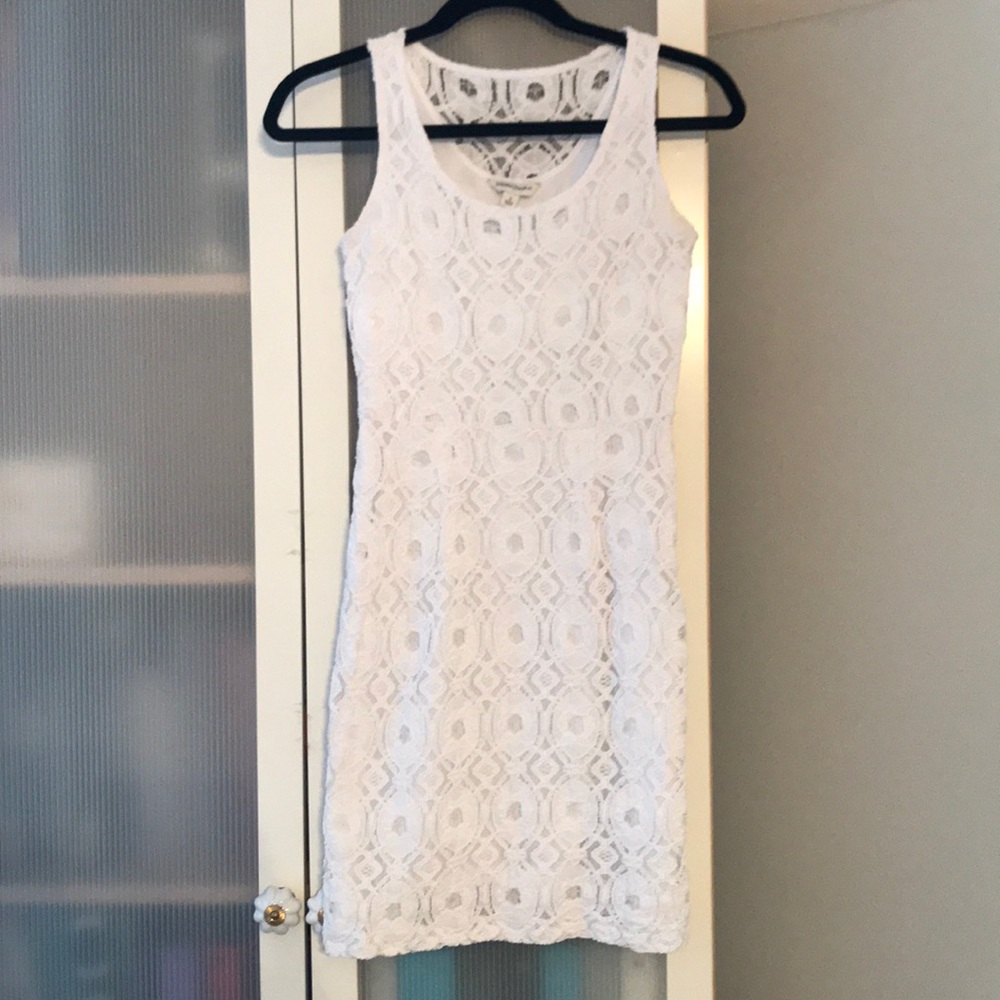 White lace cocktail dress